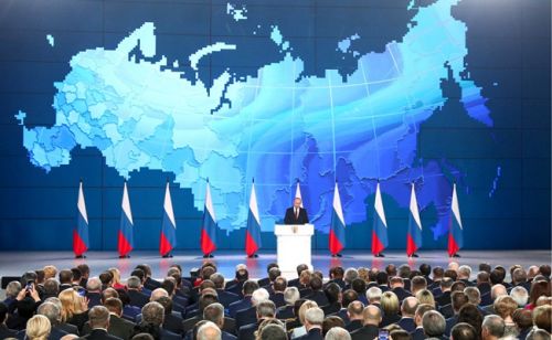 当地时间2月20日，俄罗斯总统普京向俄联邦会议发表国情咨文