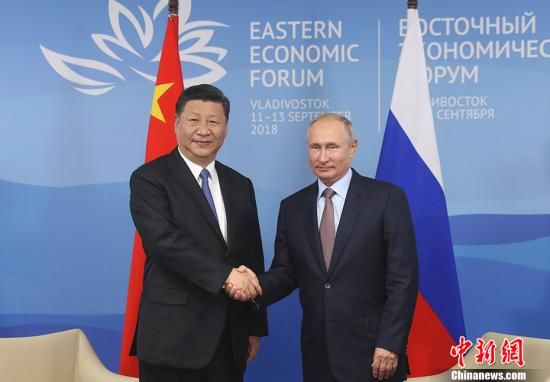 9月11日，中国国家主席习近平在符拉迪沃斯托克同俄罗斯总统普京举行会谈。中新社记者