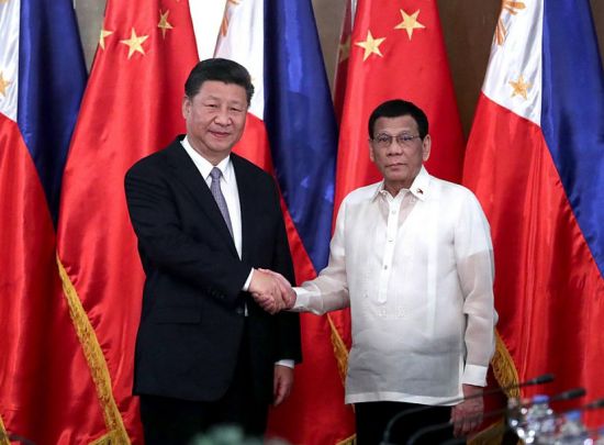 11月20日，国家主席习近平在马尼拉同菲律宾总统杜特尔特举行会谈。新华社记者