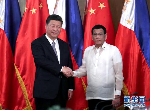 11月20日，国家主席习近平在马尼拉同菲律宾总统杜特尔特举行会谈。