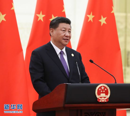 5月14日，国家主席习近平和夫人彭丽媛在北京人民大会堂举行宴会，欢迎出席亚洲文明对话大会的外方领导人夫妇及嘉宾。这是习近平在宴会上发表致辞。