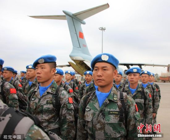 第二梯队计划于5月27日出征飞赴任务区。据悉，这也是中国赴黎维和部队首次乘坐空军专机飞赴任务区。图片来源：视觉中国