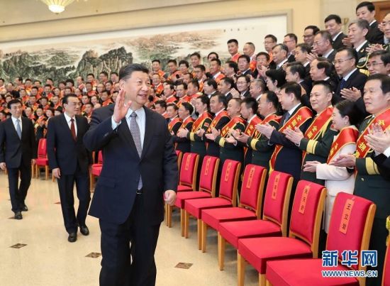 10月20日，党和国家领导人习近平、李克强、王沪宁等在北京会见全国双拥模范城（县）命名暨双拥模范单位和个人表彰大会代表。