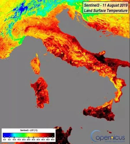 哥白尼3号卫星地面温度图。图中50度区域由黑色显示，40度以上由红色显示。绿色和蓝色为较为凉爽的区域。