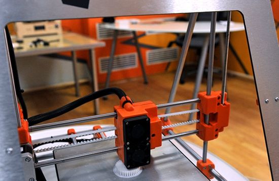 俄罗斯学者正在研究把3D打印产品强度提高一倍的技术。