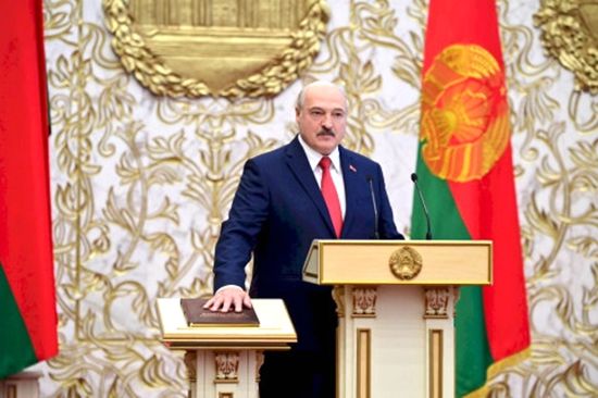 白俄总统卢卡申科宣誓就职。