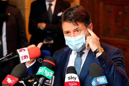 意大利面临疫情政府改组双重危机