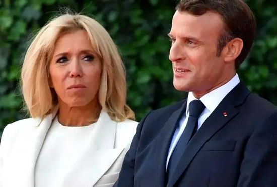 法国总统马克龙夫妇。