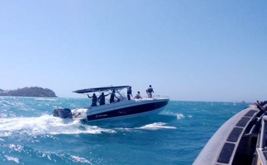 美外交官在罗萨里奥群岛船难中失踪。