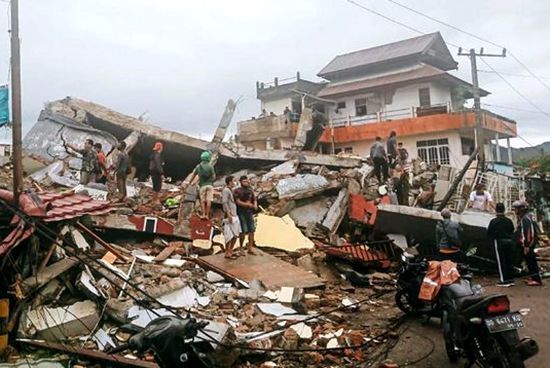 印尼发生6.2级强烈地震。